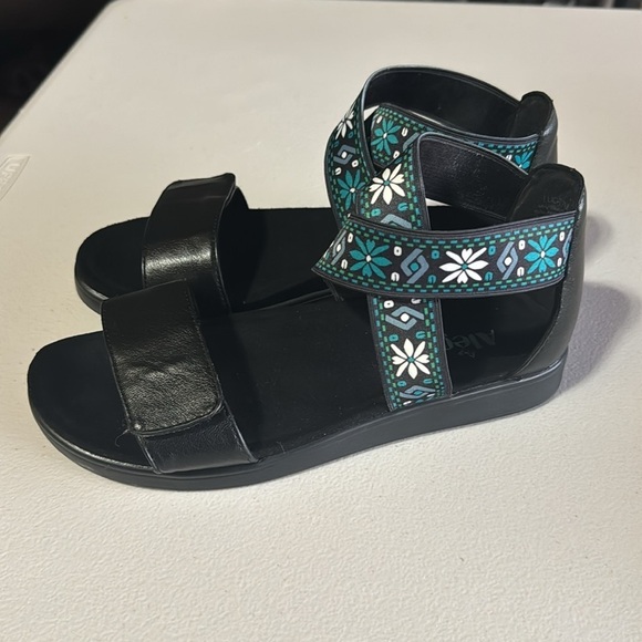 Algeria Lucia aqua sandals. 38 - Picture 3 of 6